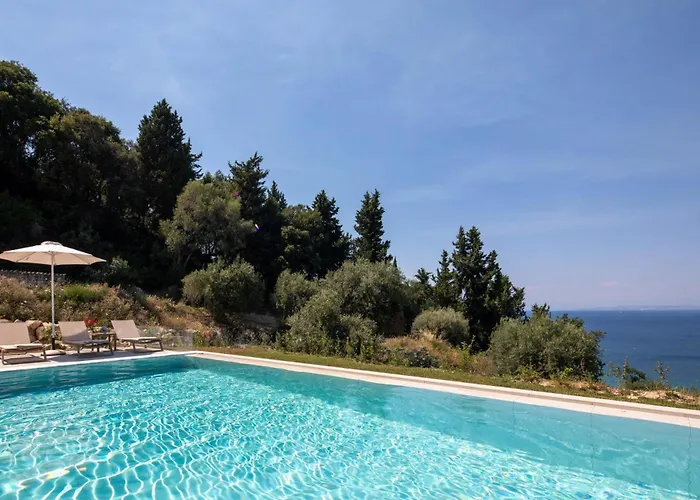 Valtes Villa Hlomósz