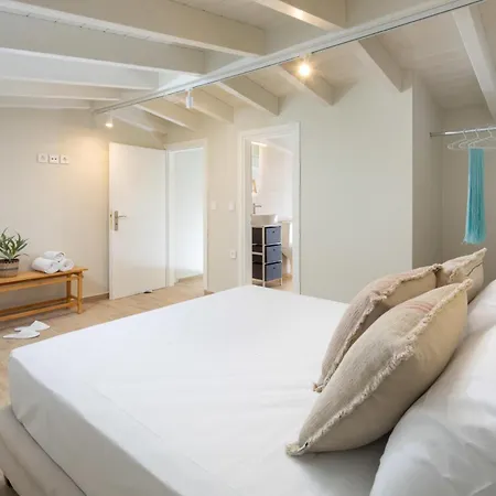 Valtes By Vintage Travel Villa