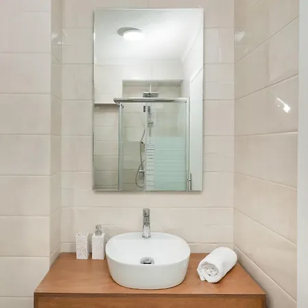 Valtes Villa Chlomos