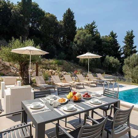 Valtes Villa *